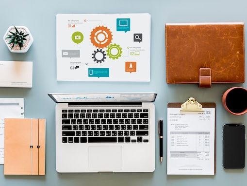 Kluczowe elementy profesjonalnej strony osobistej: jak zbudować silną markę online?